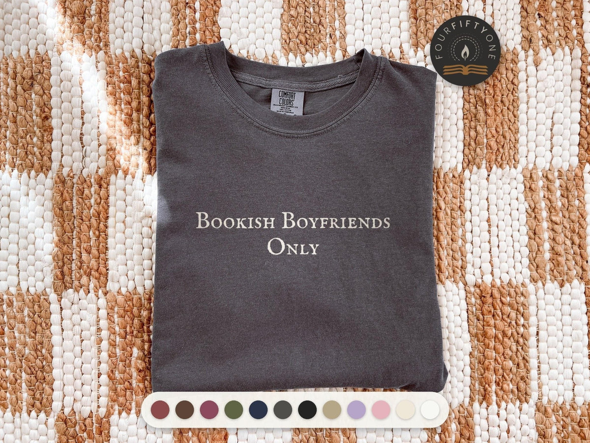 Bookish Boyfriends Only Comfort Colors T-Shirt, Romance Reader Garment-Dyed Cotton - FOURFIFTYONE